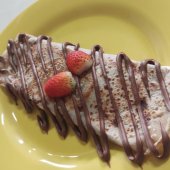 Panqueca Doce - Morango com Chocolate